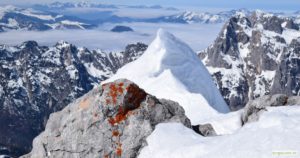 Schneegrat am Gipfel des Steintalhörndls